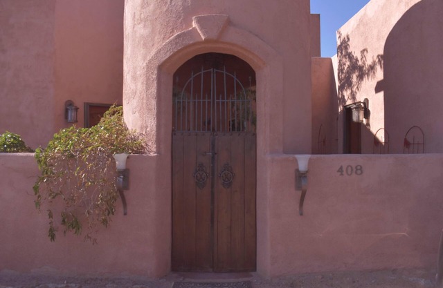 Casita, with views of Volcanoes, and the Sandia Mountains.