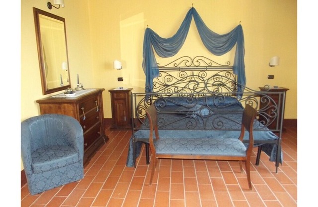Castle of the Sanseverino Princes - Quintuple 104