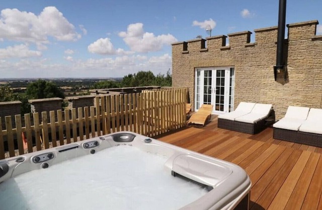 Castle Top - Retreat