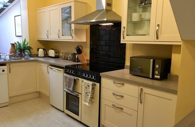Cathedral view, stunning 3 bedroom townhouse