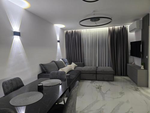 Center Park Apartment