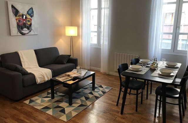 CENTER - SPACIOUS - COZY - WIFI
