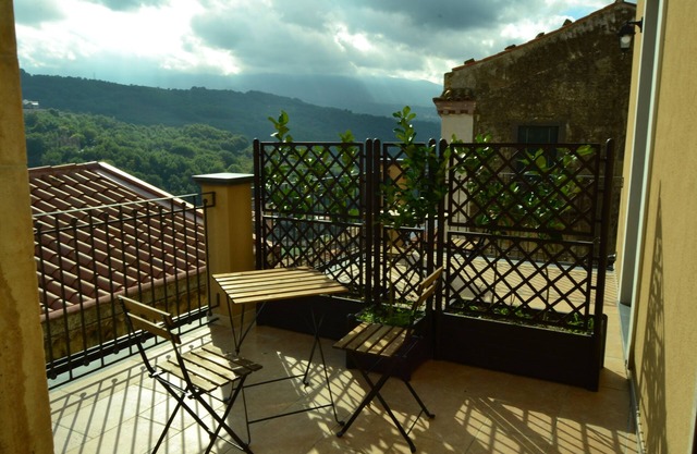Cento Tarì Guest House
