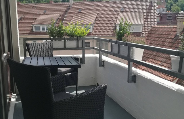 Central and quietly located apartment with balcony