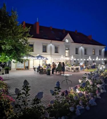 Central Hotel Radviliškis