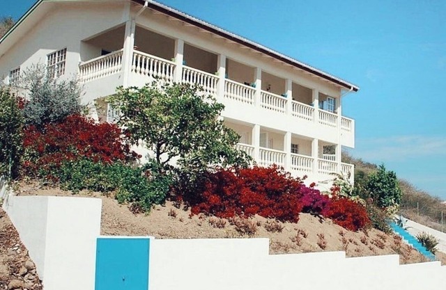 Central located apartment complex with pool and beautiful view over Willemstad