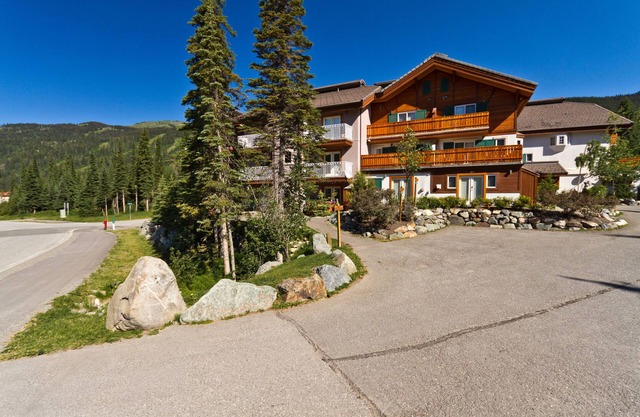 Timberline Village 