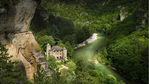 Château De La Caze Piscine & Spa - Ste Enimie