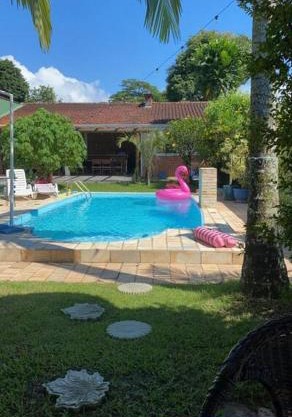 Chalé Flamingo com Piscina Casa inteira em Morretes