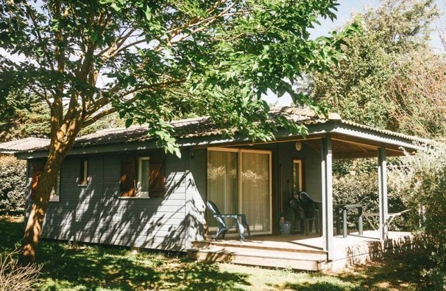 Chalet 2 étoiles - Piscine - eebbi0