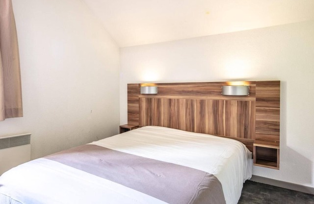 Chalet, 300m from shops, fitness, parking, tv, 60-65m², Gresse en Vercors