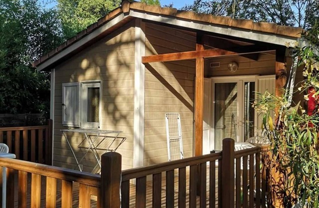 Chalet 4 étoiles - Piscine - ccbaic0