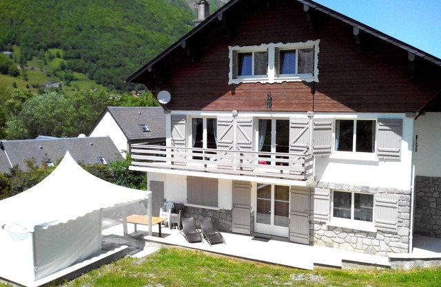 Chalet 4 * for 14 people with outdoor SPA
