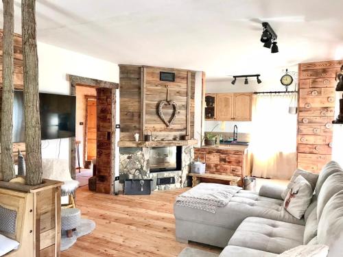 Chalet Apartment by Quokka 360 - Mountain apartment close to Sappada
