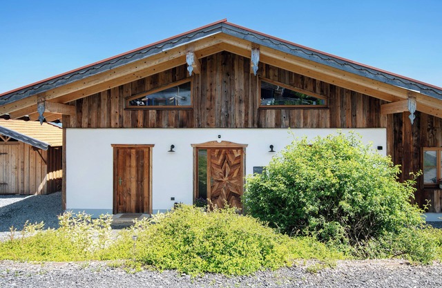 Chalet 'Bergchalet 1' with Private Pool, Private Terrace and Wi-Fi
