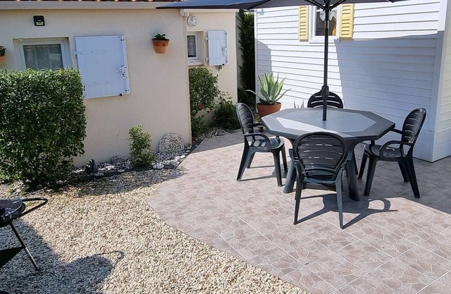 Chalet Dolus-d'Oléron, 2 bedrooms, 4 persons