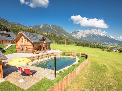 Chalet Fredis Hütte by Interhome