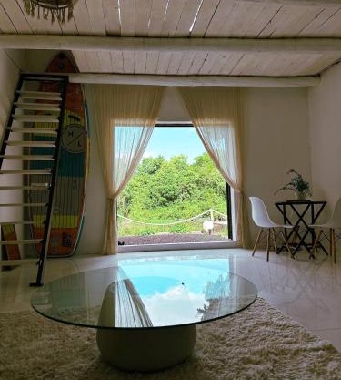 chalet frente al rio con pileta