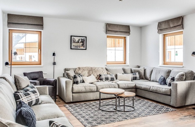Chalet Fuschlsee - 8 bedrooms at Dormio resort Obertraun