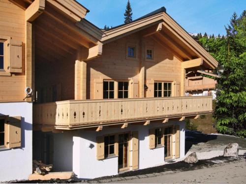 Sommer Chalet Top 