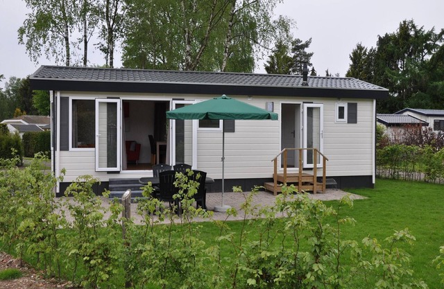 Chalet in Parc de Kievit with Private Garden