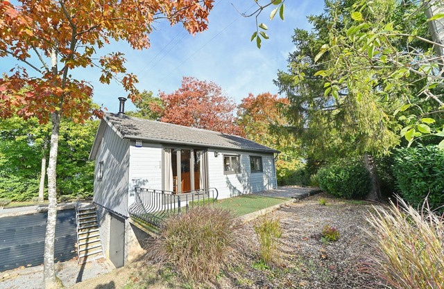 Chalet in Somme-Leuze with Stunning Garden