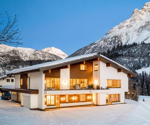 Chalet Lilly - Family and Friends by A-Appartments mit Ski in - Ski out