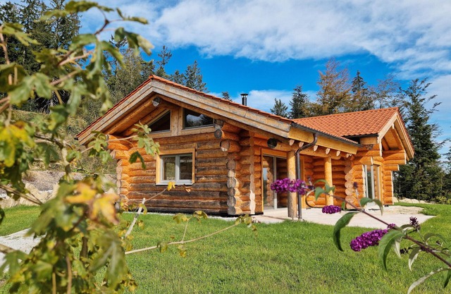 Chalet '-Sofi' with Mountain View, Private Garden and Wi-Fi