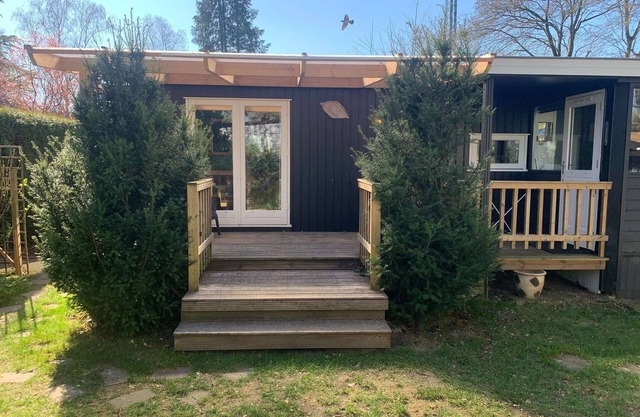 Chalet with balcony in Veluwe