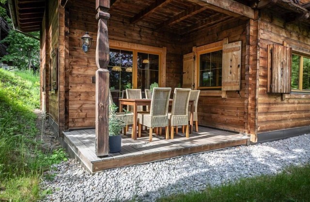 Chalets Almdorf Zillertal, Fügen