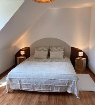 Chambre campagne et salle de bain privée