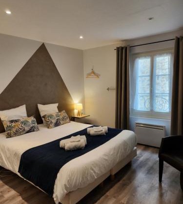 Chambres privées à Hautvillers, berceau du champagne avec salle de bain et toilettes incluses