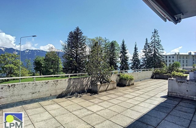 Chamossaire A101 5 minutes from the cable cars and near the centre, modern apartment house. Apartmen