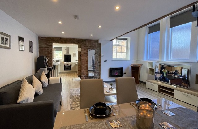 Chapel row 1 luxury cottage in the peaks