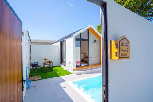 Chapter Pool Villa