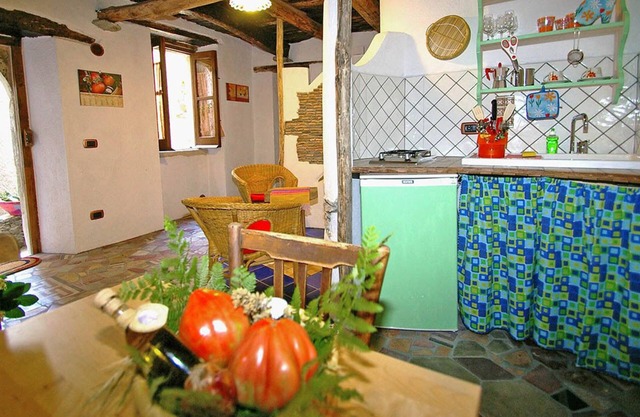 Characteristic house in the historic center of Belmonte Calabro, Nature and Culture