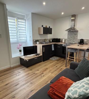 Charmant appartement neuf avec parking privé