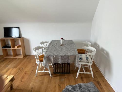 Charmante, helle Wohnung mit Garten nahe Legoland