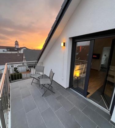 Charmantes Studio-Apartment im Herzen von Neureut - Fußbodenheizung, Regendusche, Waschmaschine, Stellplatz