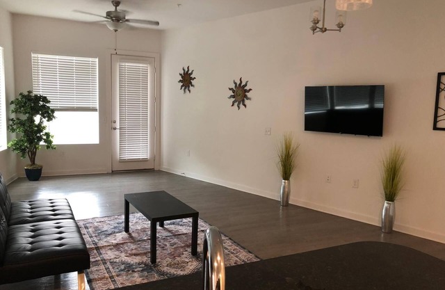 Charming 1-bedroom apartment in lovely Leander with AC, WiFi