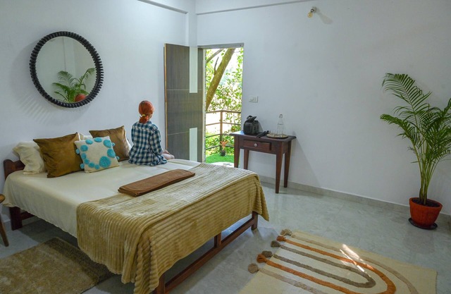 Charming 1-bedroom Private Balcony house with Beautiful Countryside view.