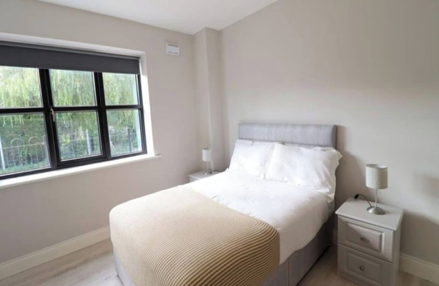 Charming 2-Bed Apartment in Dublin's Countryside