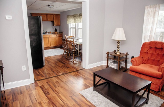 Charming 2-bedroom house near Hershey Park and hospitals