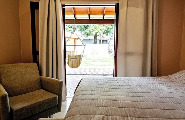 Charming 2-bedroom house with WiFi, AC in wonderful Asunción Paraguay