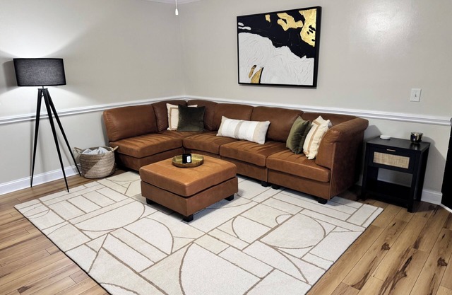 Charming 2-bedroom townhome in Winterville - 9 mins to ECU!