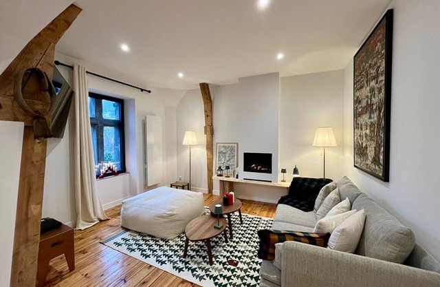 Charming 2BR apartment in Mont-Dore center with wifi and modern amenities