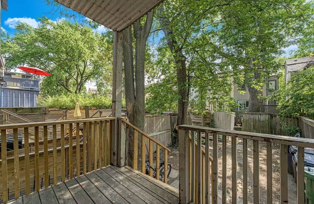 Charming 2BR Home in South Riverdale with Backyard
