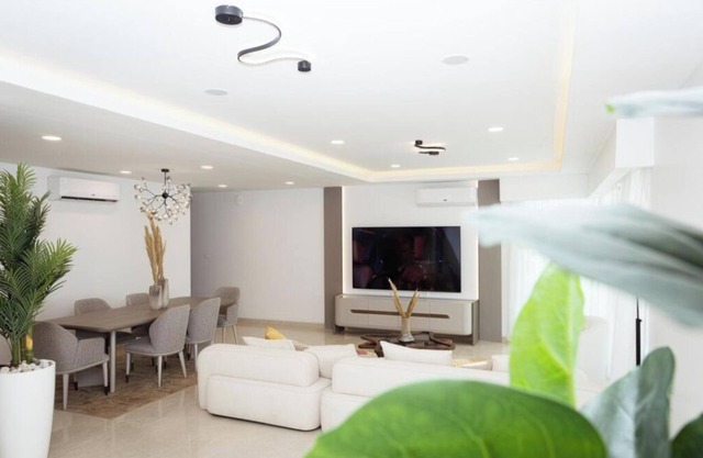 Charming 3-Bedroom Getaway - Perfect for Families and Friends!