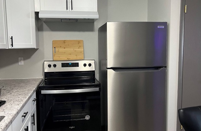 Charming 3-bedroom house with WiFi and AC in serene West Fargo