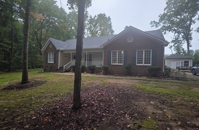 Charming 3-bedroom house with AC in Wake Forest
